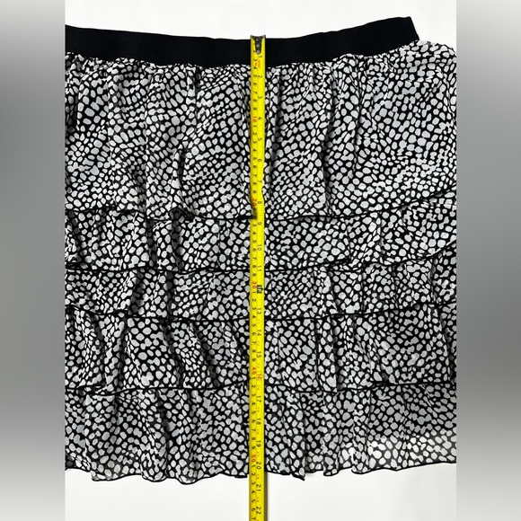 White & Black Polka Dot Tiered Skirt Mini Mid Ruffle Casual Summer Vacation Boho - Picture 11 of 15